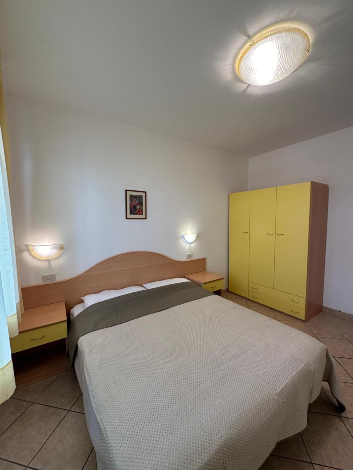 Residence Guardamar - Agenzia Cocal Caorle Buitenkant foto